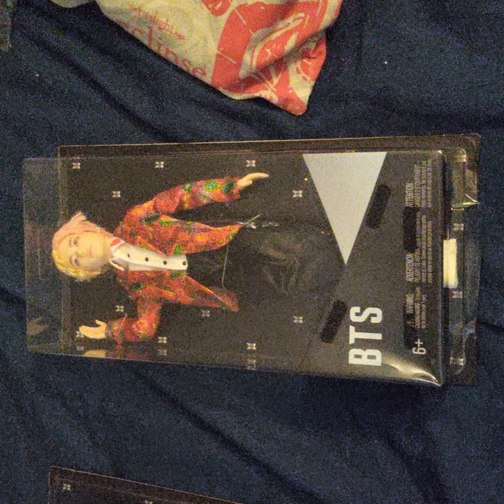 BTS dolls